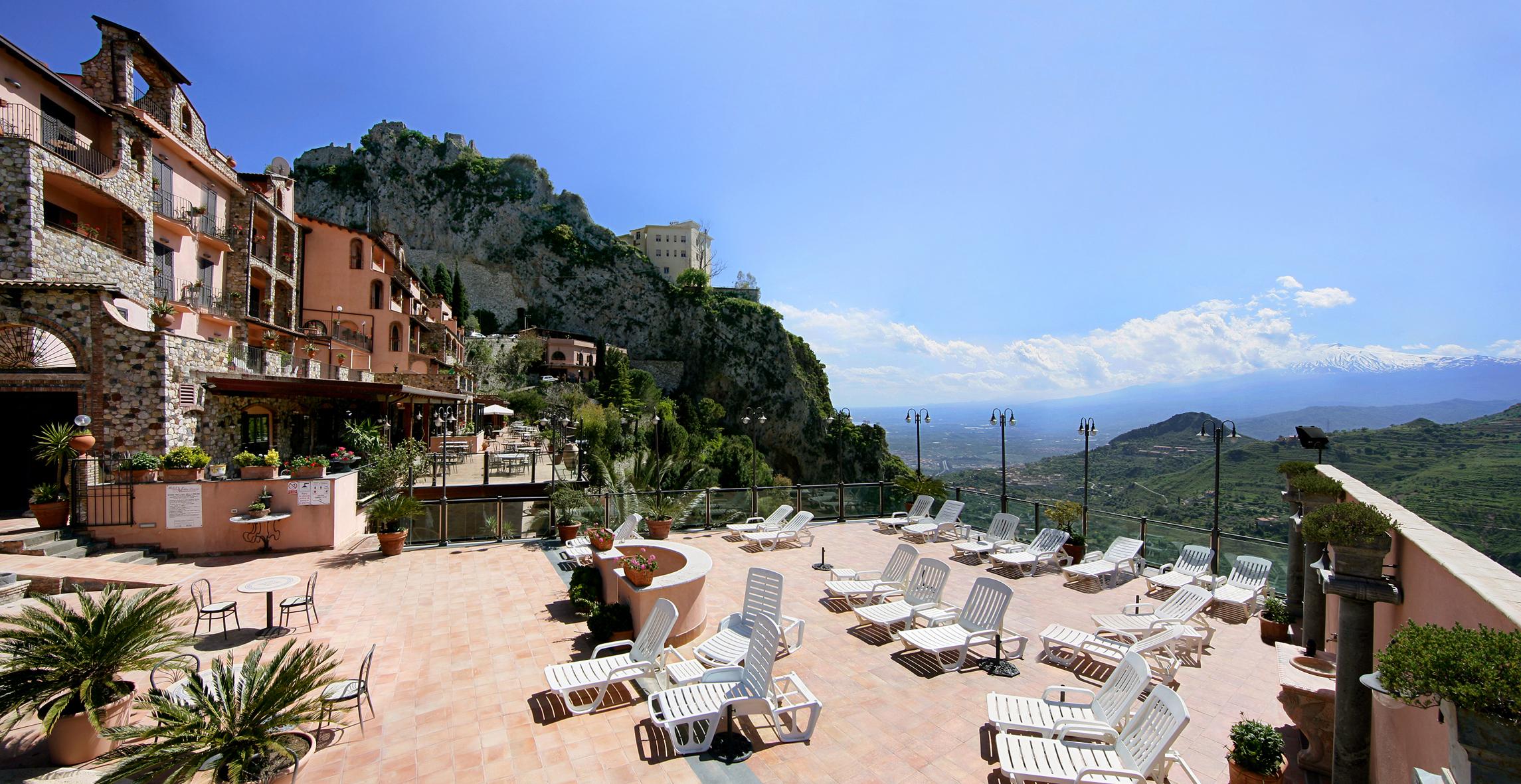 Hotel Sonia 4*
